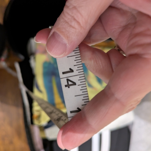 B5 Nike 7/8 Leggings Tight Fit Mid Rise Sz Medium NWT - Picture 10 of 11